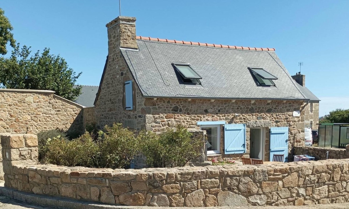 Lanmodez House | Charming stone house