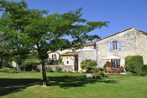 Lussan House | Charming Stone House with Terrace