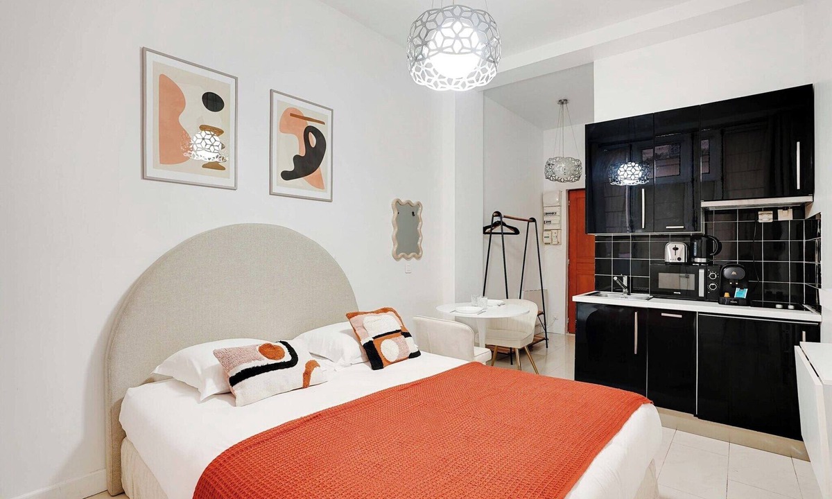 Hopital Saint-Louis Apartment | Charming Studio - 2P - Canal Saint-Martin/Républiq