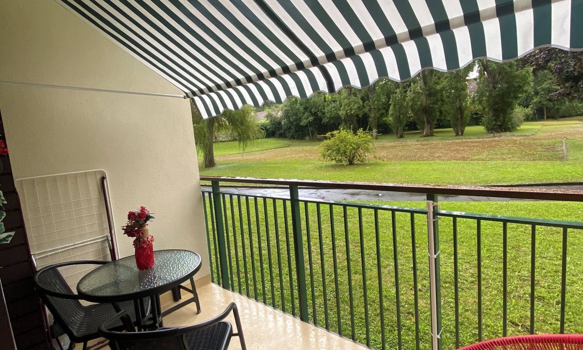 Avon Apartment | Charming studio apartment park