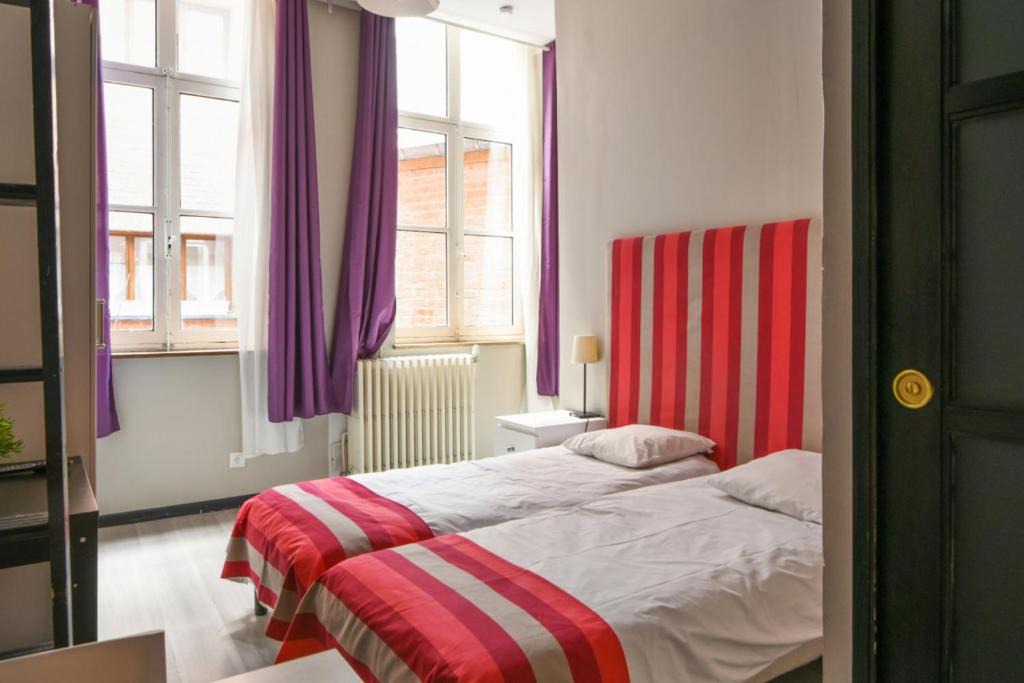 Lille Centre Ville Apartment | Charming studio close to train station and Old Lille