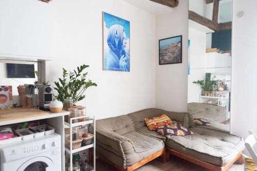 Saint-Vincent-de-Paul Apartment | Charming studio for two in the 10th