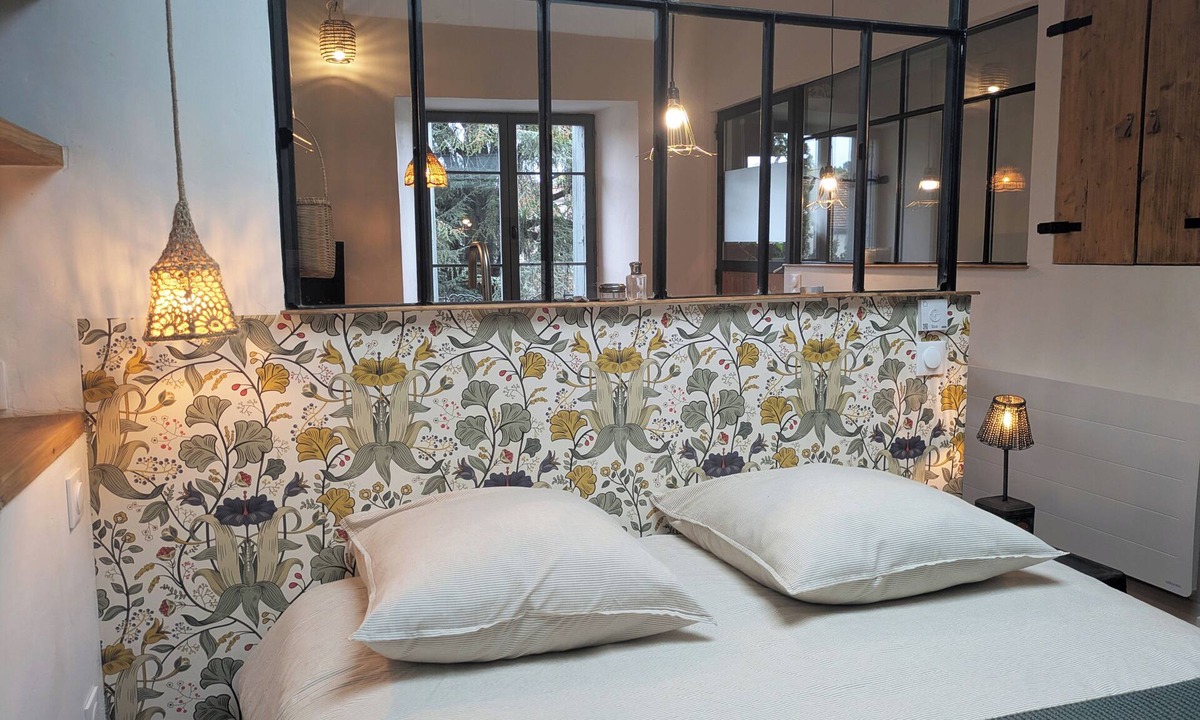 Les Vans Apartment | Charming studio in lovely Les Vans, National Park Monts d'Ardèche, river nearby.