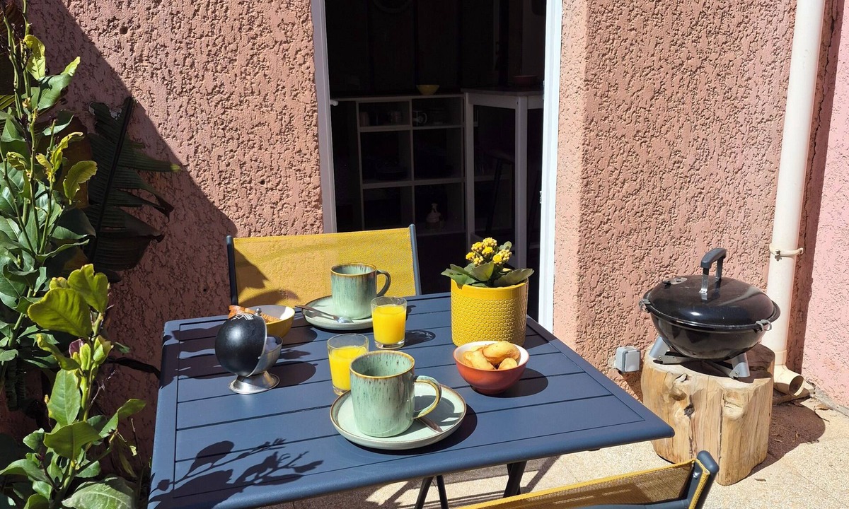 Marseillan Plage Apartment | Charming studio in Marseillan 500m from the beach, ideal location 🦩