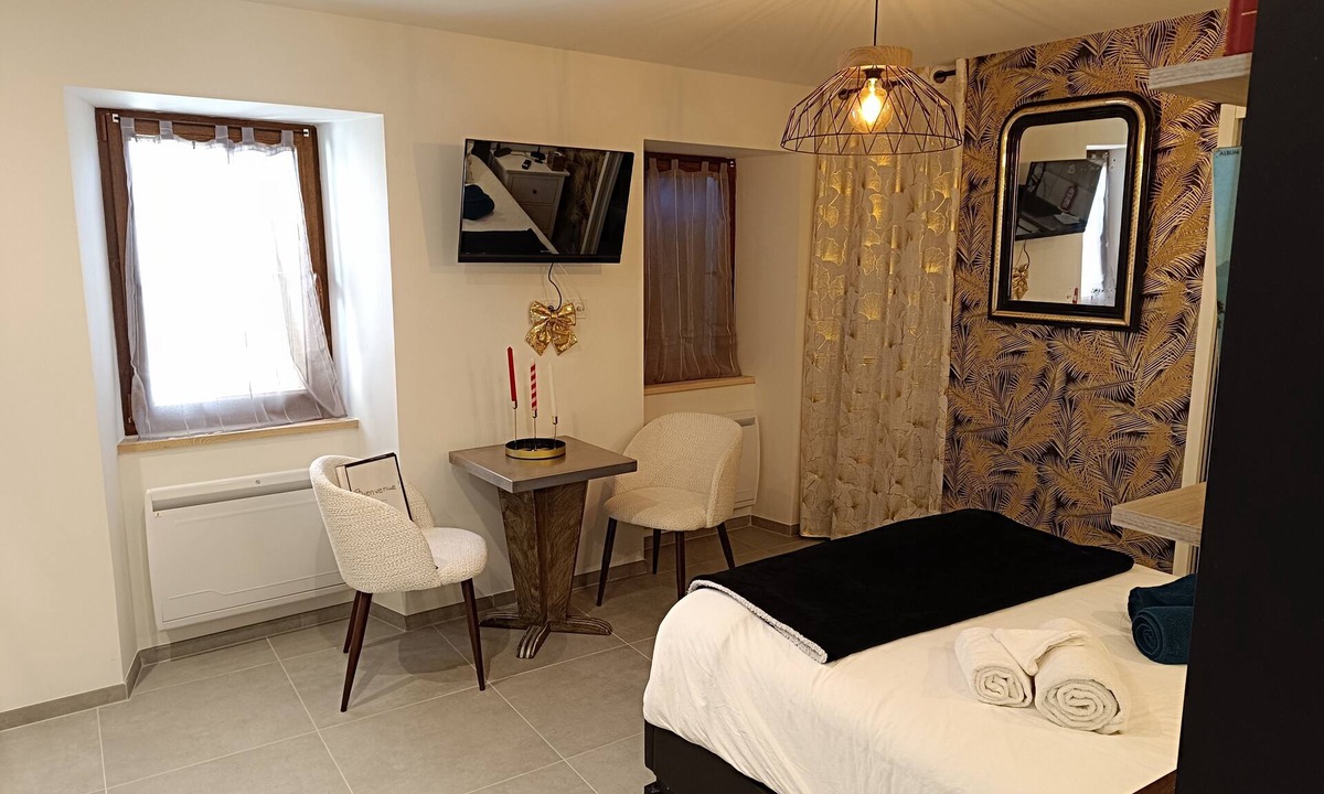 Burzet Apartment | Charming studio in the heart of a medieval Ardèche village