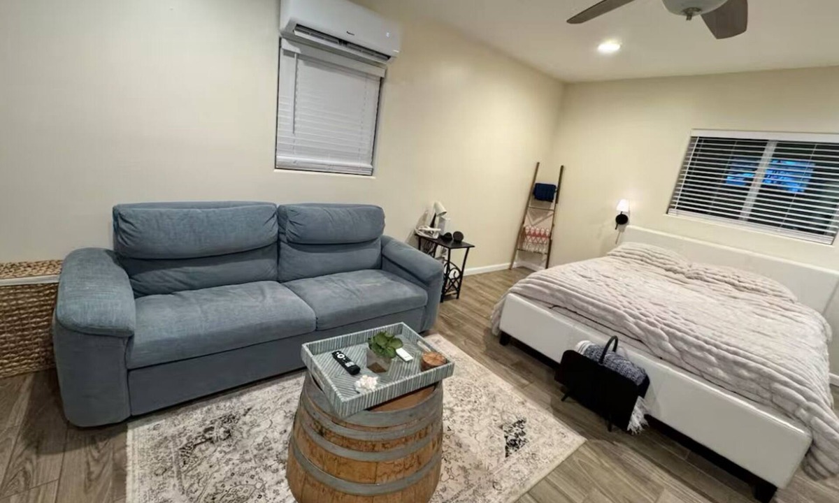 Marana Apartment | Charming studio in tranquil Marana with AC, WiFi