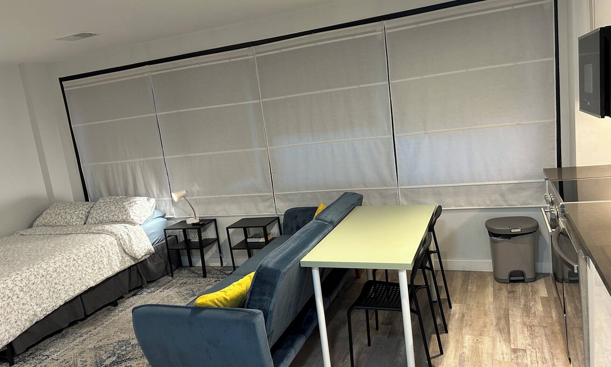 Downtown Apartment | Charming Studio with all amenities in downtown Silver Spring
