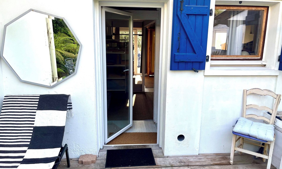 Arcangues Apartment | Charming Studio with Terrace