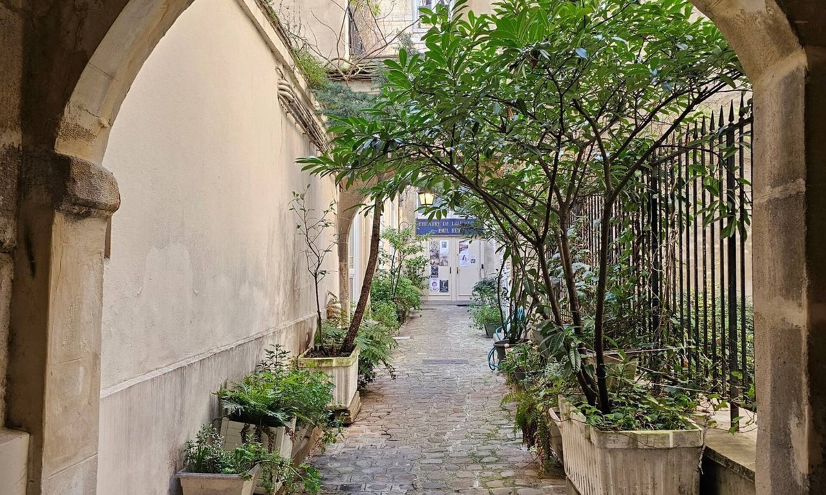 Notre Dame Apartment | Charming studio with mezzanine on Ile Saint Louis, 700m from Notre Dame