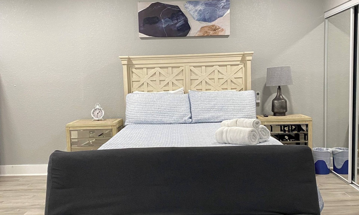 Citrus Park Apartment | Charming Suite 1B/1B Centrally Located Tampa