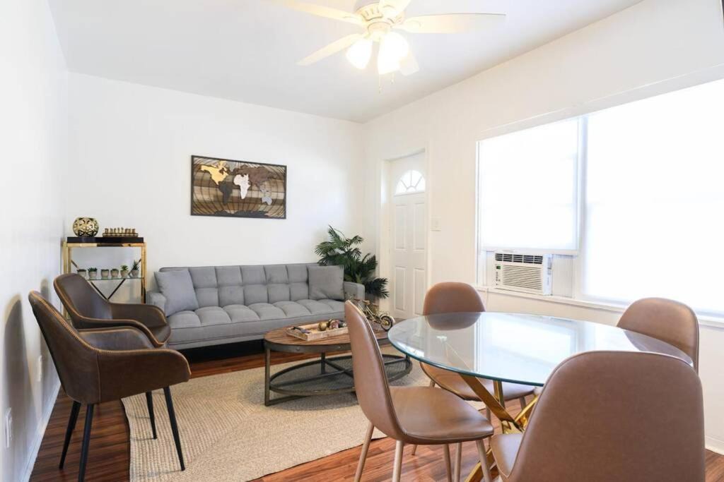 Downtown Hollywood Apartment | Charming Sunset Cove In Hollywood FL Apt2