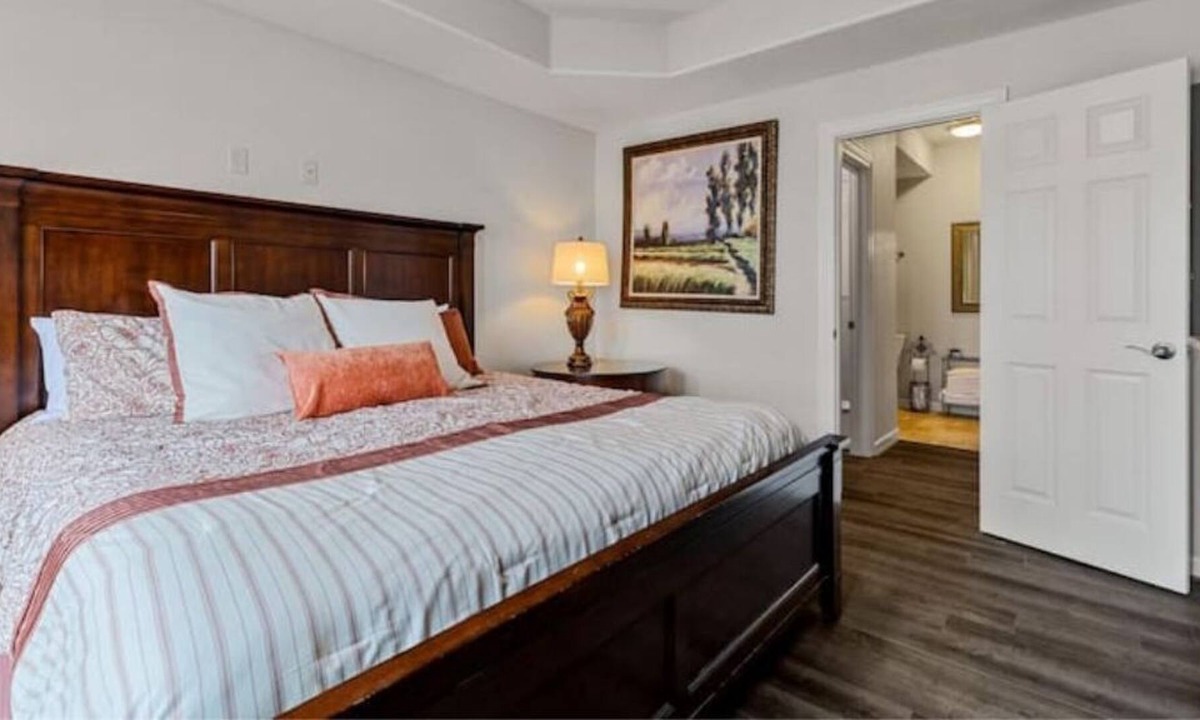 Blue Eye Apartment | Charming Sunset Treasure Lodge