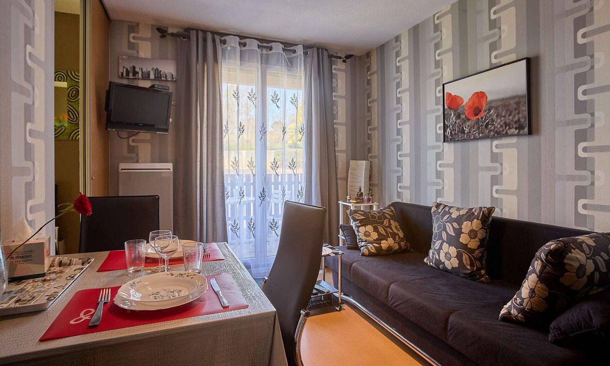 Barbotan-les-Thermes Apartment | Charming T1 bis with balcony, pets allowed