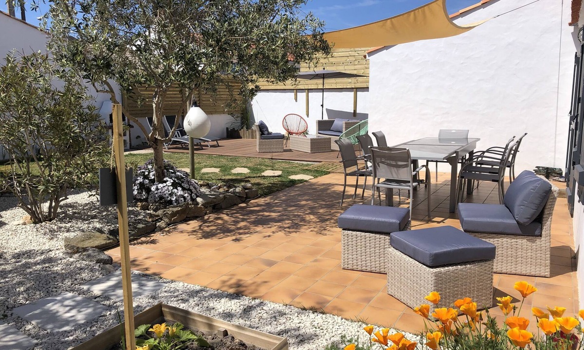 Noirmoutier-en-l'Ile House | Charming typical Noirmoutier 3-bedroom house + 5 mountain bikes