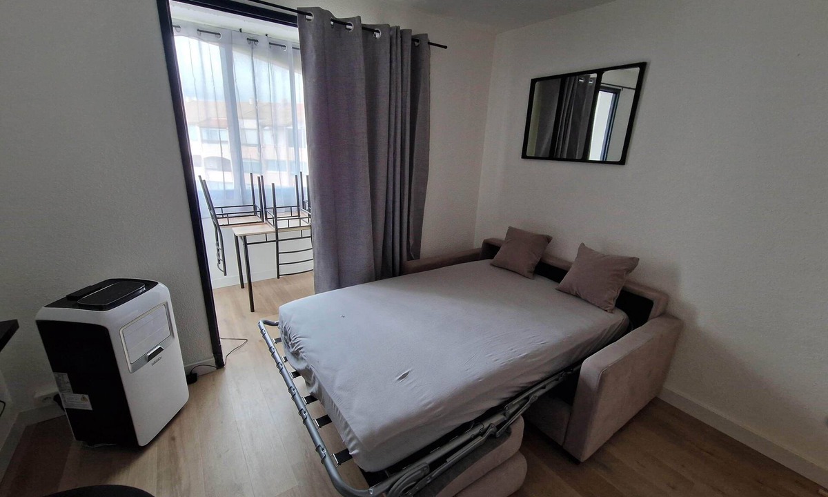 Port-la-Nouvelle Apartment | Charming T2 in residence close to the beach and all amenities
