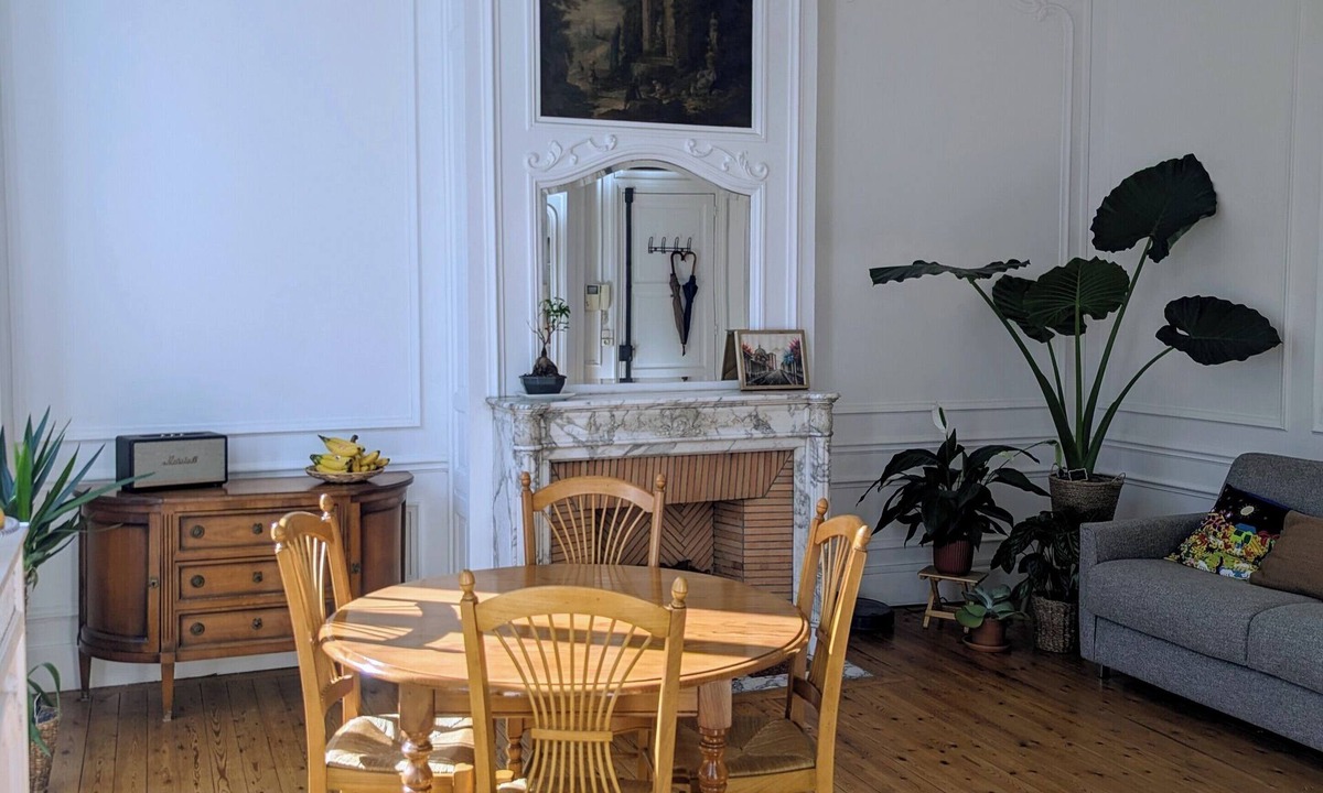 Lille Centre Ville Apartment | Charming T2 with balcony in Lille-Centre