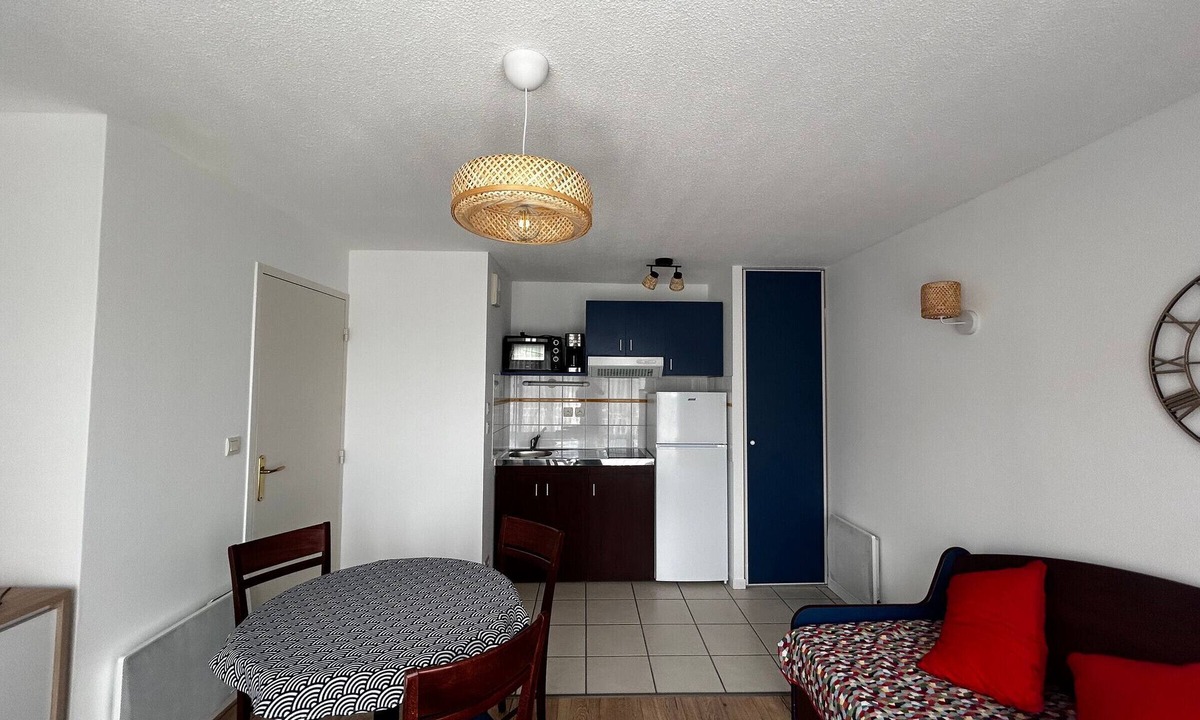 La Roche-Posay Apartment | Charming T2 with WIFI 200m from the Spa