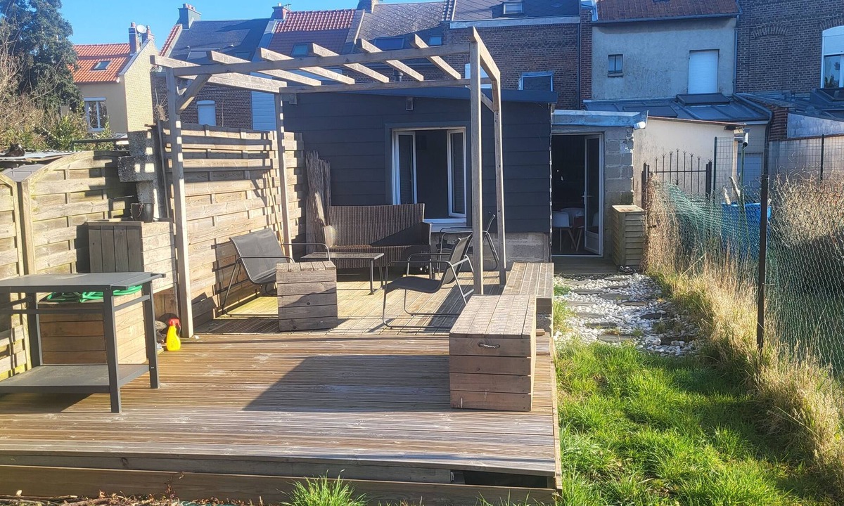 Saint-Acheul Apartment | Charming T2 with south-facing terrace