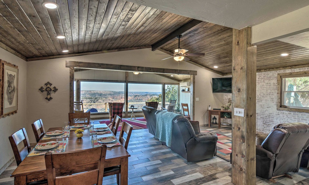 Canyon Cottage | Charming Texas Home w/Stunning Canyon Views!