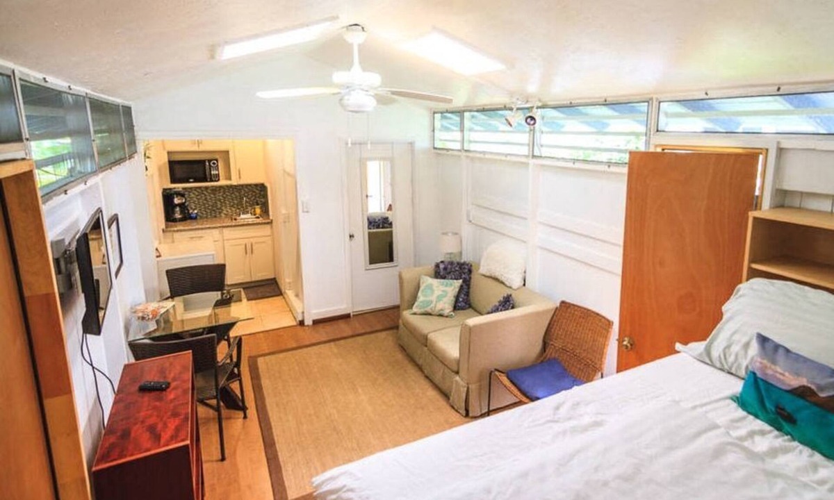 Kailua Cottage | * Charming Tiny House in Best Location *