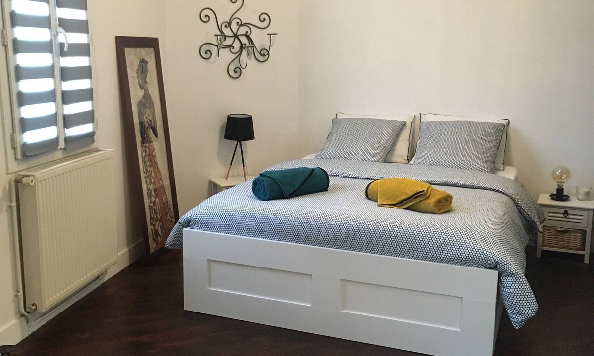 Angouleme House | Charming Town Center House