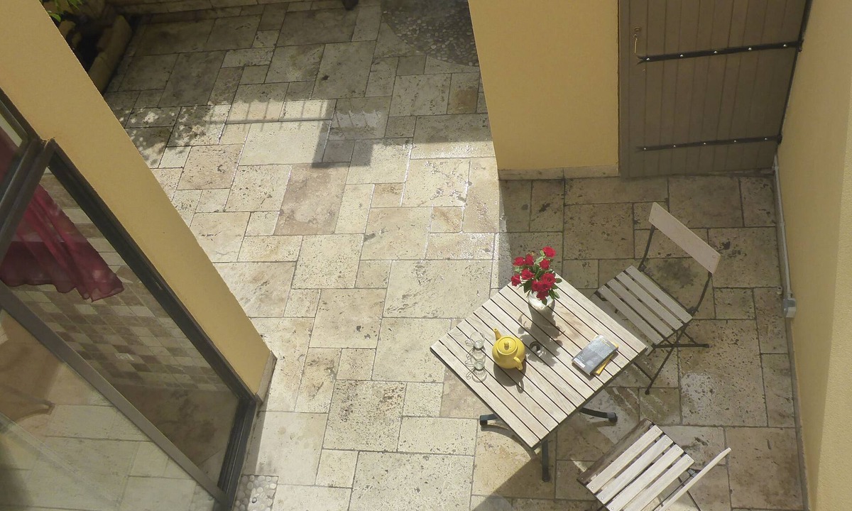 Arles House | Charming town house, cool and quiet.