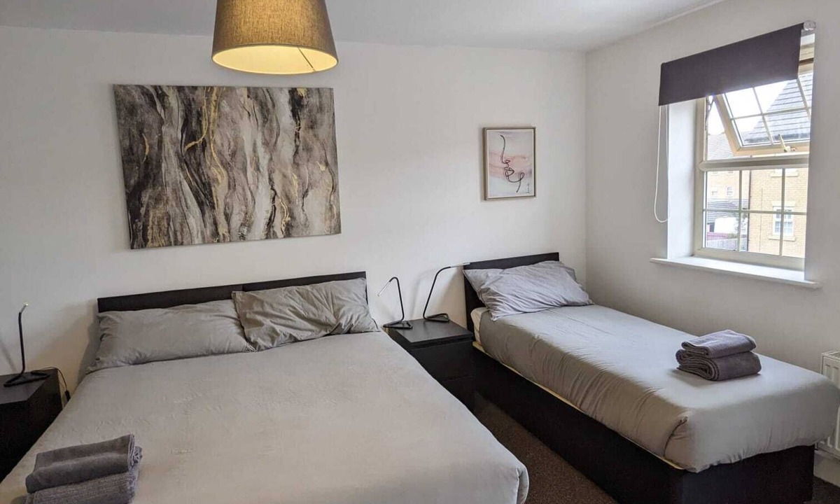 Thurnscoe House | Charming town house in Mexborough