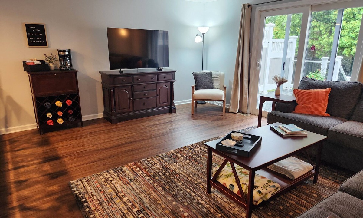 Village Green House | Charming Townhome in Baldwinsville