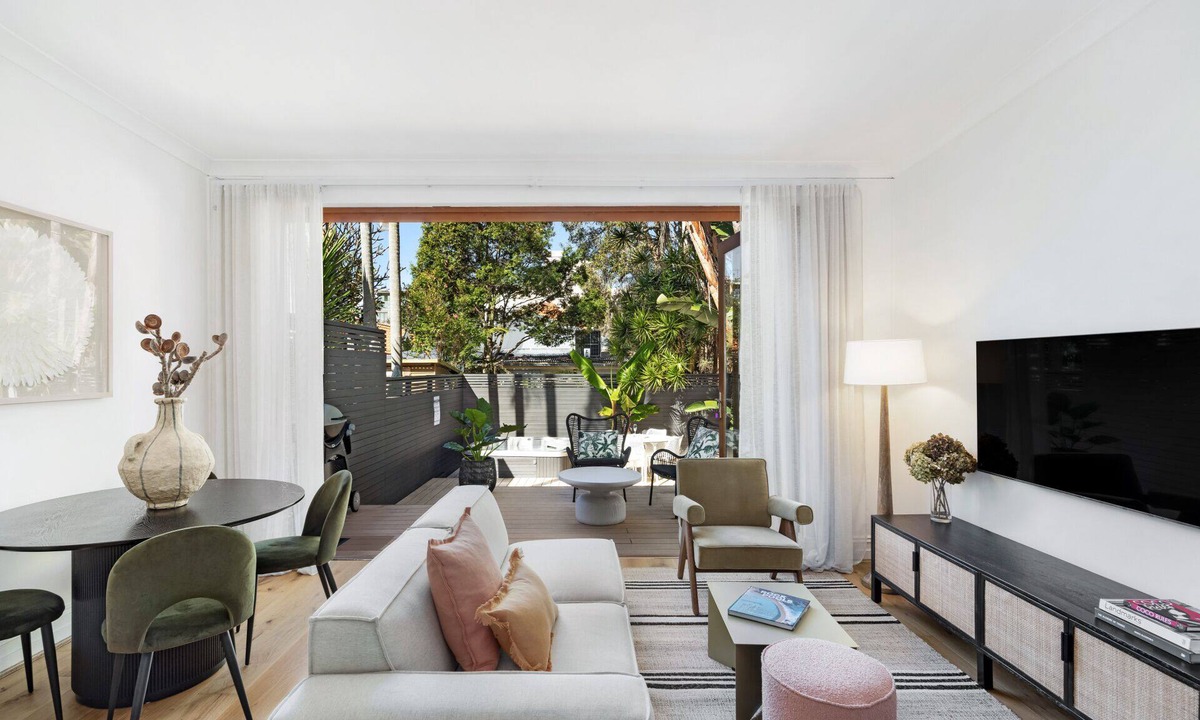 Bondi Beach House | Charming Tropical Bondi Retreat