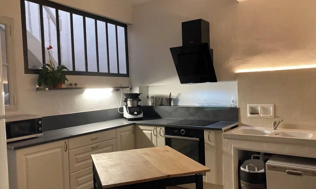 Lectoure House | Charming typical town house with terrace