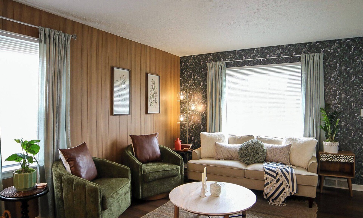 Lansing House | Charming Urban Cottage