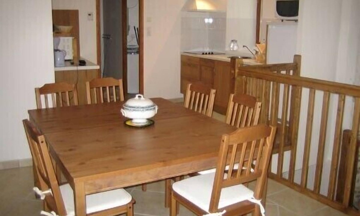 Perles-et-Castelet House | Charming village in 5 mns of Ax the baths for 4/6 people 3 keys