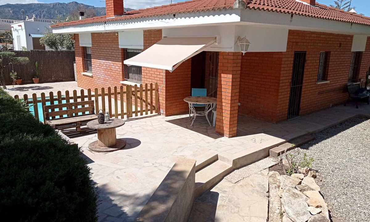 Calafat Cottage | Charming Villa with Pool, BBQ & Close to Beaches - 4 Bedrooms