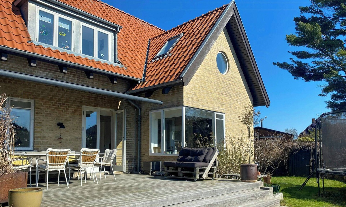 Copenhagen House | Charming villa from 1939 with garden and sauna
