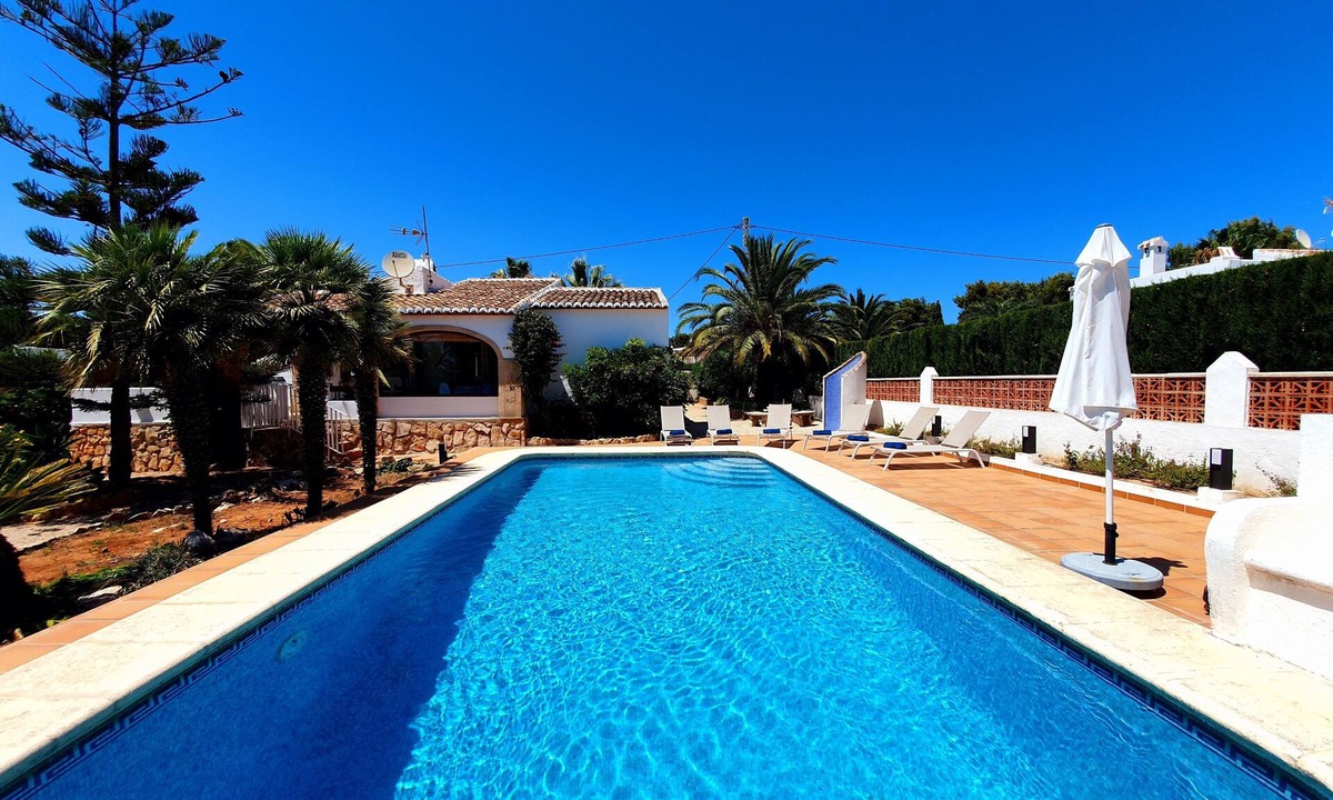 Trencall Villa | Charming villa in Jávea with private pool and WiFi