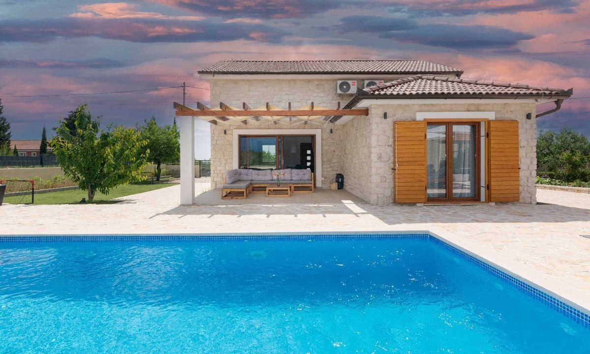 Skradin Villa | Charming Villa Lucille near National park Krka