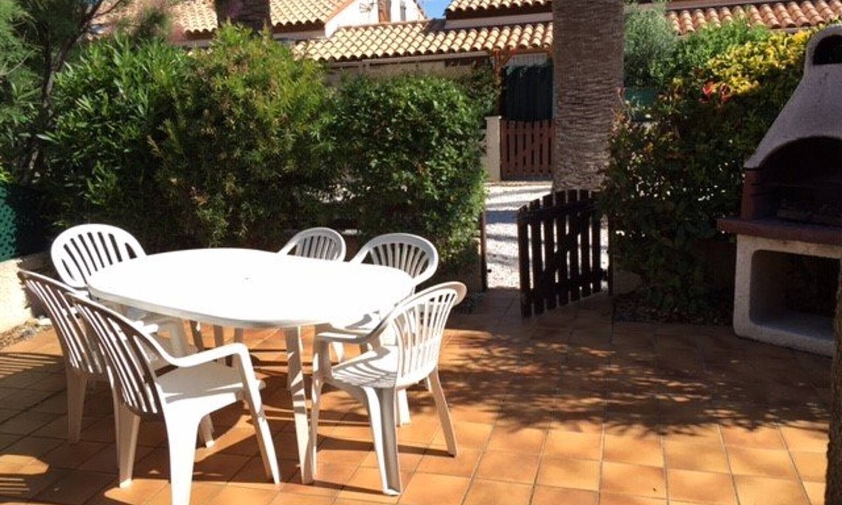 Le Barcares Villa | Charming Villa with Pool, Mezzanine & Terrace - 6 Guests, Le Barcarès