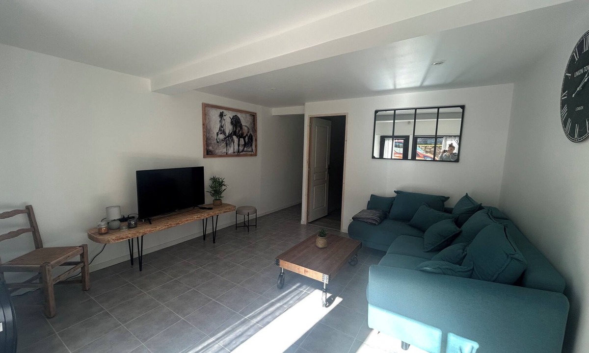 Saint-Sardos House | Charming village house