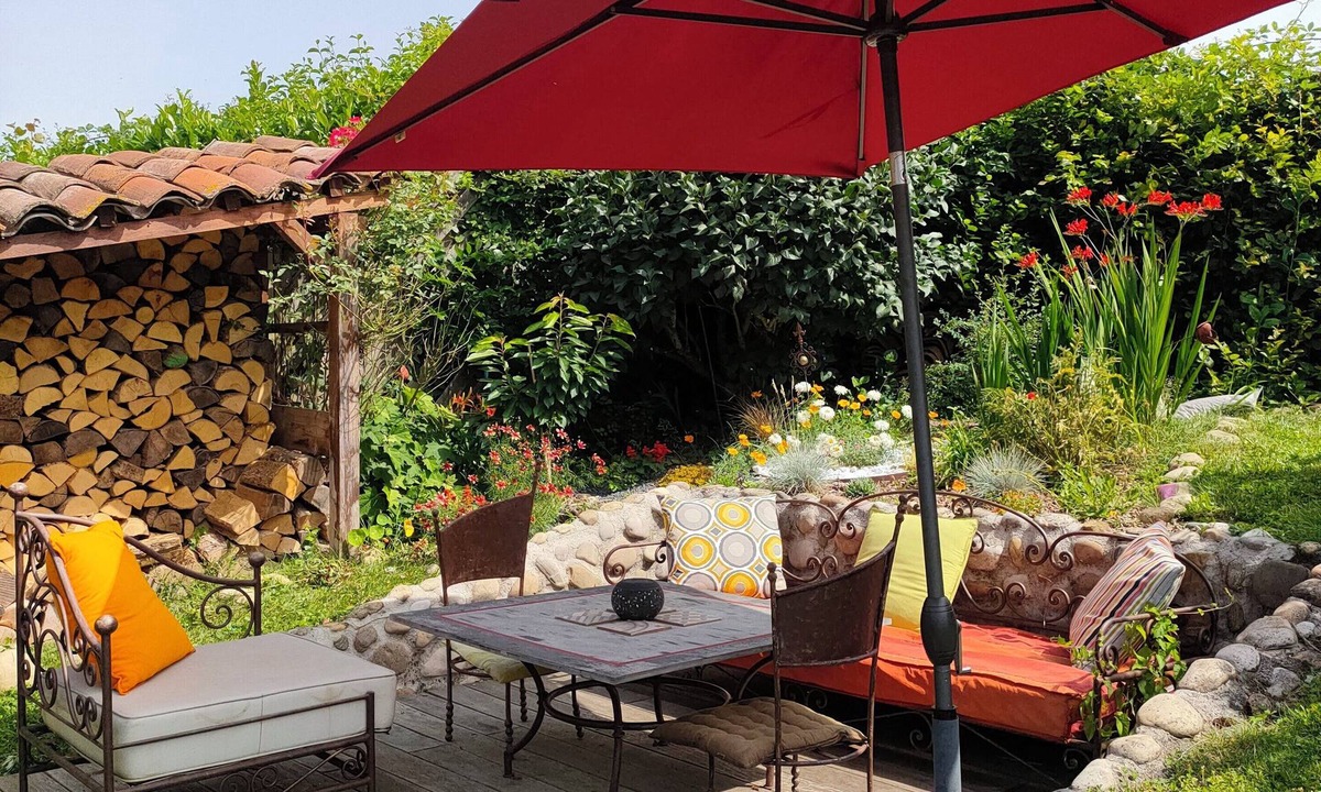 Reaumont House | Charming village house