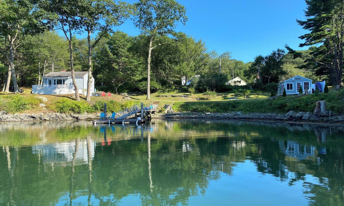 Kittery Point House | Charming Waterfront Cottage on Chauncey Creek
