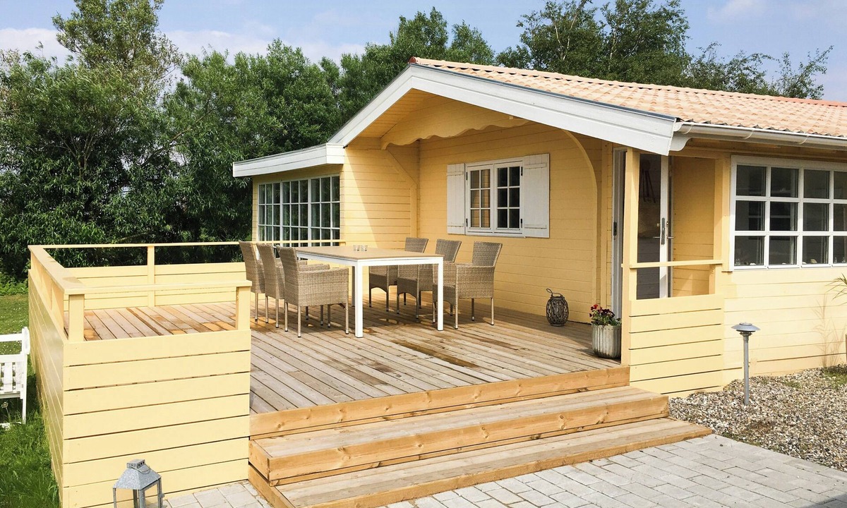 Vinderup House | Charming wooden cottage close to Handbjerg beach