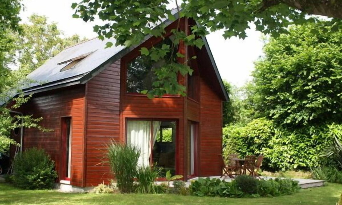 Redene House | Charming wooden house