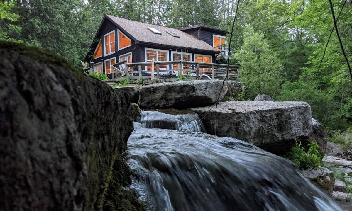 Munnsville Cottage | Charming year round cottages on Waterfall