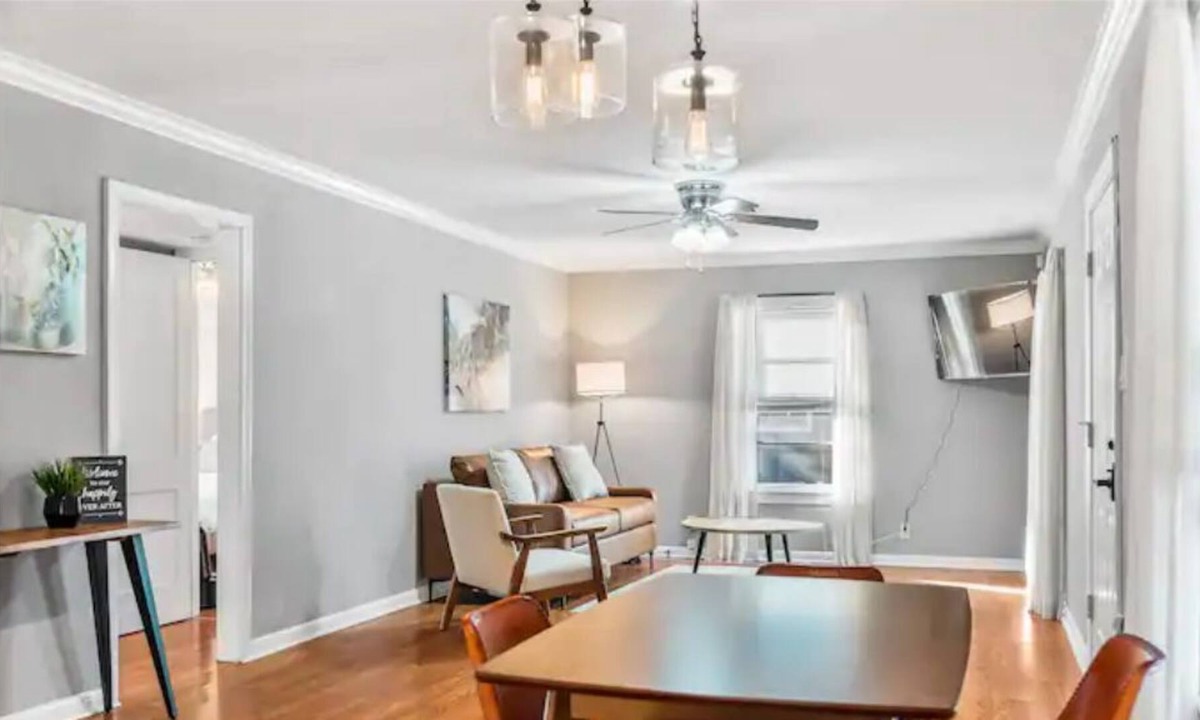 Crestview House | Charming Zen Pad w/ Private Yard