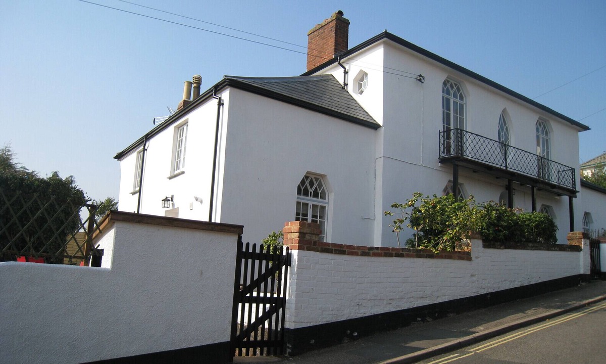 Budleigh Salterton House | Charmingly renovated cottage.