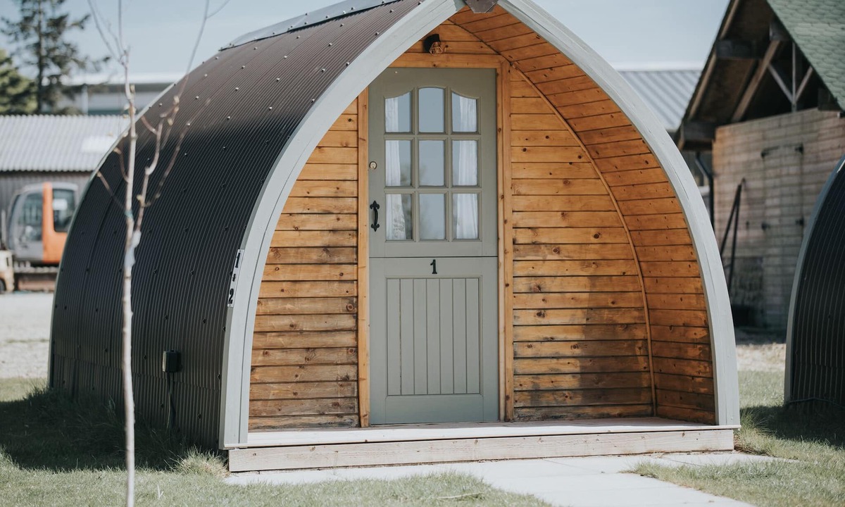 Leyland House | Charnock Farm