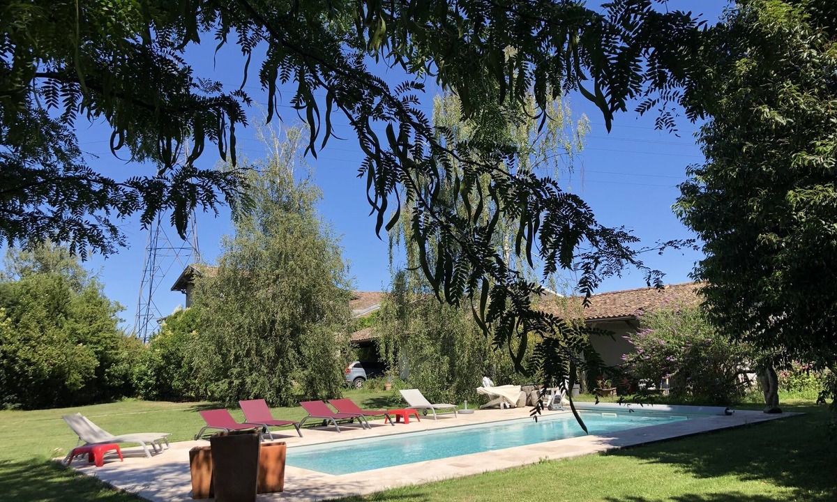 Sainte-Eulalie House | CHARTER OF YESTERYEAR