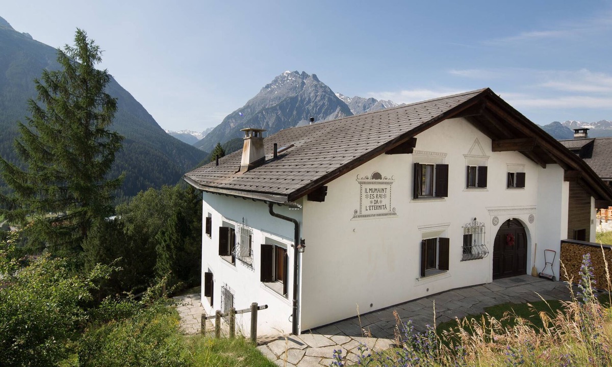 Engadin Scoul House | Chasa Diala für 12 P by Interhome