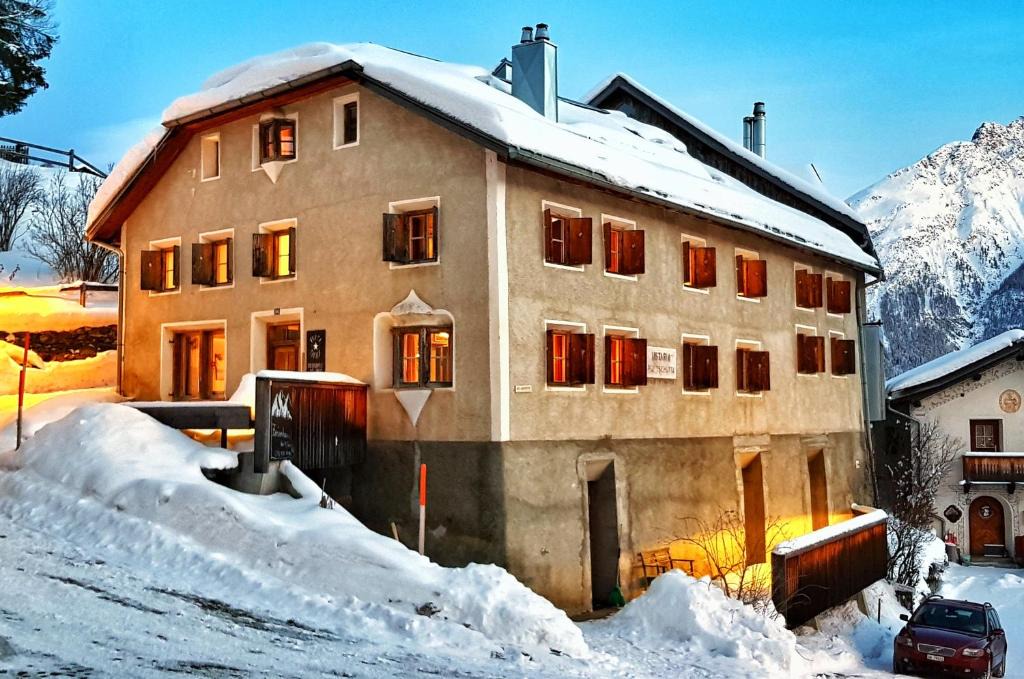 Vna House | Chasa Staila