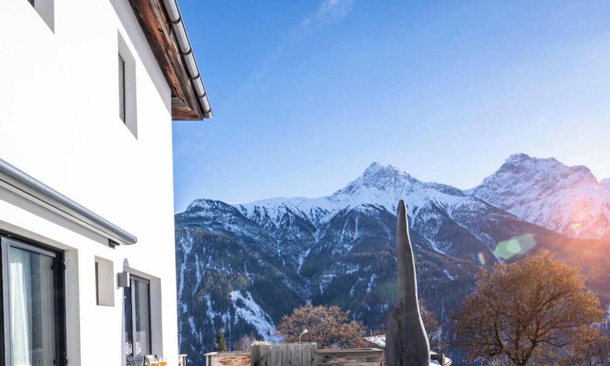 Sent Apartment | Chasa Vital - High-quality vacation apartment with an elegant ambience in Sent